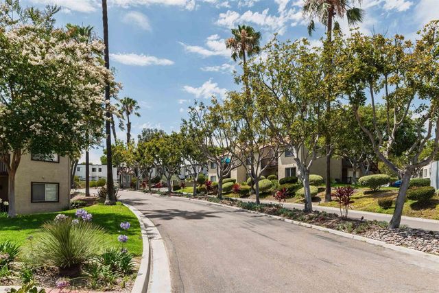 7758 Caminito Encanto 204, Carlsbad, CA 92009