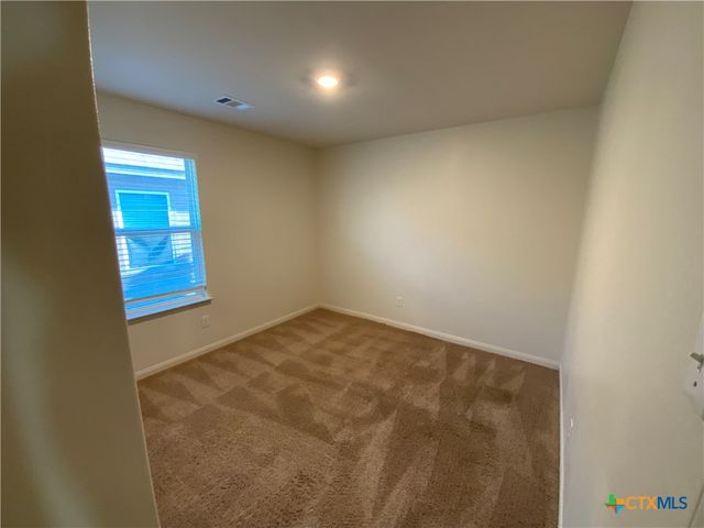 1024 Riverdale Cove, Jarrell, TX 76537