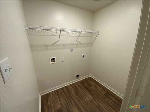 1024 Riverdale Cove, Jarrell, TX 76537