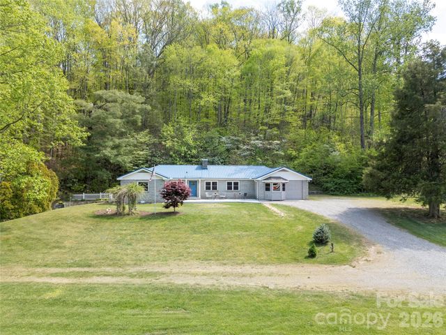 2629 Soco Road, Maggie Valley, NC 28751