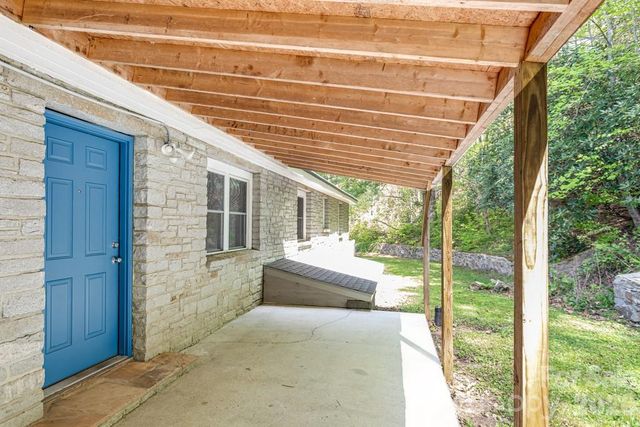 2629 Soco Road, Maggie Valley, NC 28751