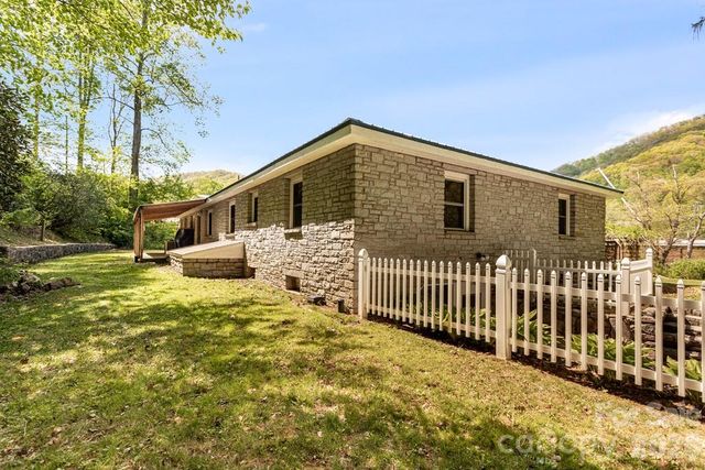 2629 Soco Road, Maggie Valley, NC 28751
