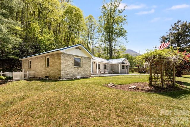 2629 Soco Road, Maggie Valley, NC 28751