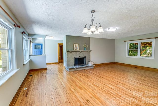 2629 Soco Road, Maggie Valley, NC 28751