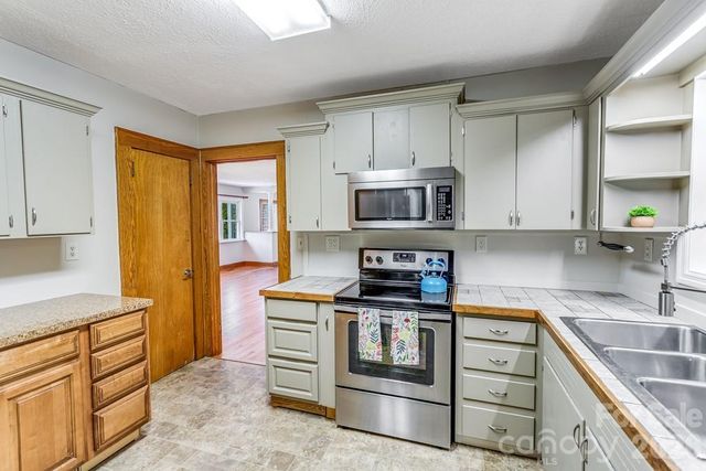 2629 Soco Road, Maggie Valley, NC 28751