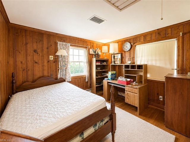 640 Deep Creek RD, Newport News, VA 23606