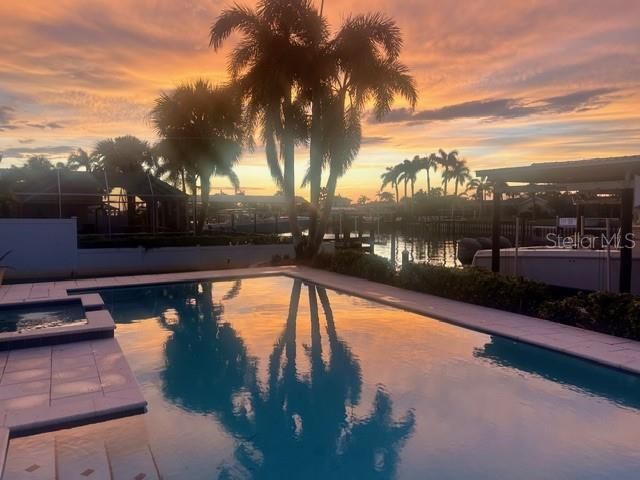 4165 49TH AVENUE S, St Petersburg, FL 33711