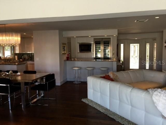 4165 49TH AVENUE S, St Petersburg, FL 33711