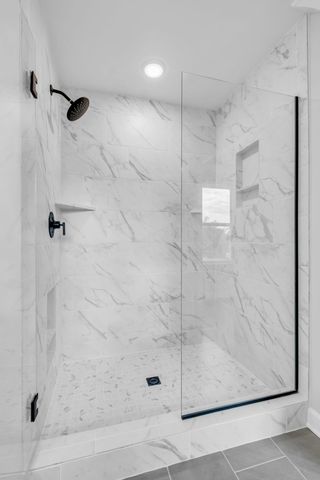 602 Granbury PVT Drive, Hendersonville, TN 37075