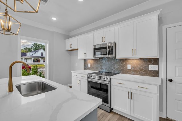 602 Granbury PVT Drive, Hendersonville, TN 37075