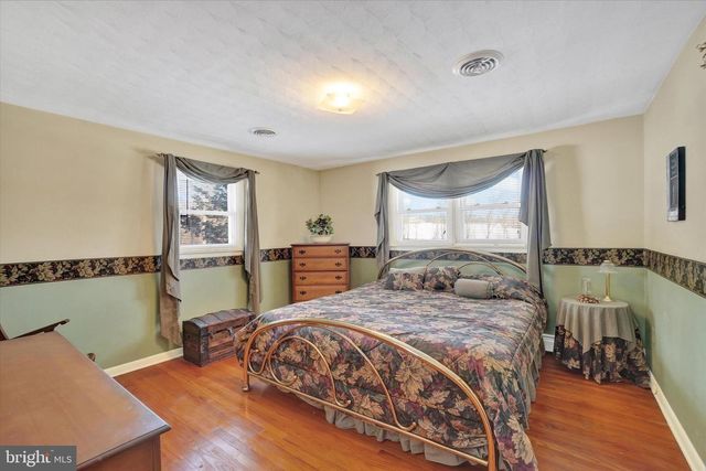 4490 CONEWAGO RD, Dover, PA 17315