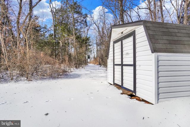 4490 CONEWAGO RD, Dover, PA 17315