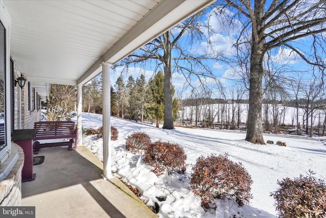 4490 CONEWAGO RD, Dover, PA 17315