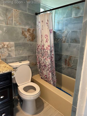 25306 Peter Kaltz Road, Warren, MI 48091