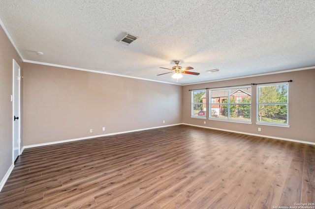 2110 Domal, San Antonio, TX 78230