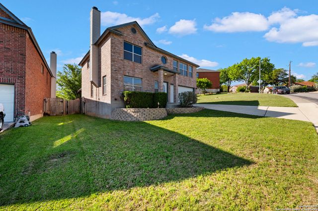 2110 Domal, San Antonio, TX 78230