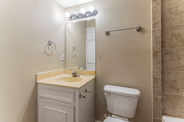 901 Easter Drive, Wylie, TX 75098