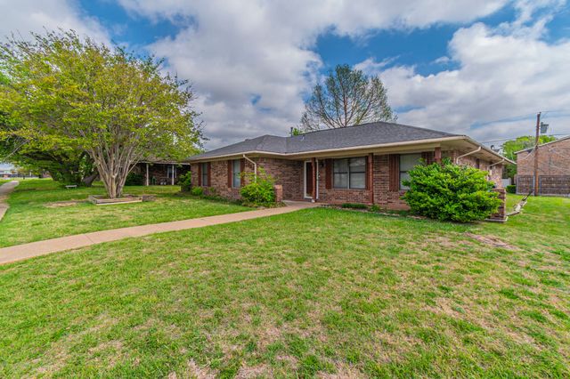 901 Easter Drive, Wylie, TX 75098