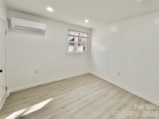 813 3rd Street Place SW 1-3, Hickory, NC 28602