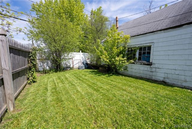 550 Emerson Drive, Amherst, NY 14226