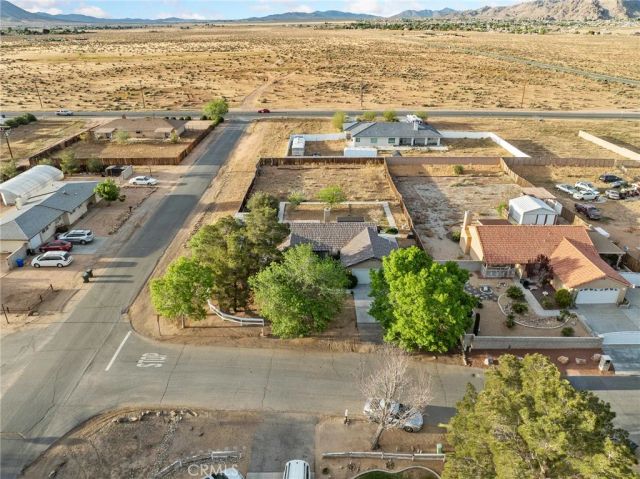 22404 Broken Lance Court, Apple Valley, CA 92307