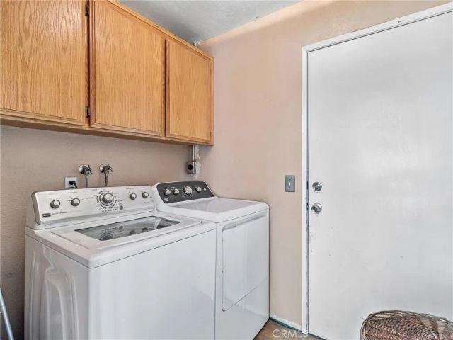 22404 Broken Lance Court, Apple Valley, CA 92307