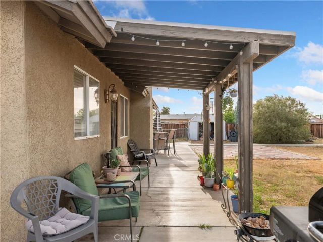 22404 Broken Lance Court, Apple Valley, CA 92307