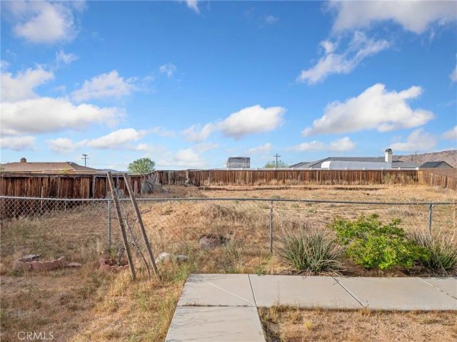 22404 Broken Lance Court, Apple Valley, CA 92307