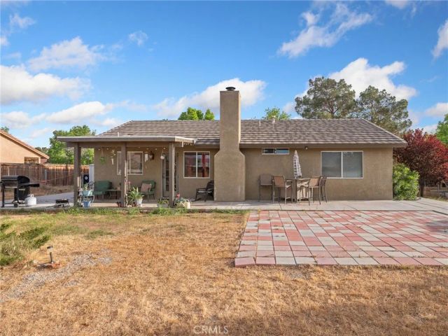 22404 Broken Lance Court, Apple Valley, CA 92307