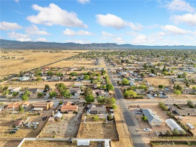 22404 Broken Lance Court, Apple Valley, CA 92307