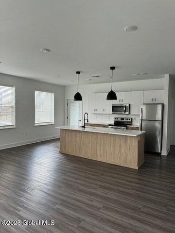 580 Columbia Turnpike 302, East Greenbush, NY 12061