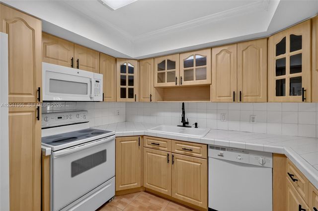 7055 W 3rd Court, Hialeah, FL 33014
