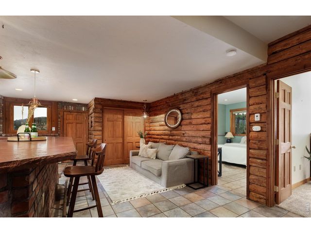 35 Cody Ct, Lyons, CO 80540