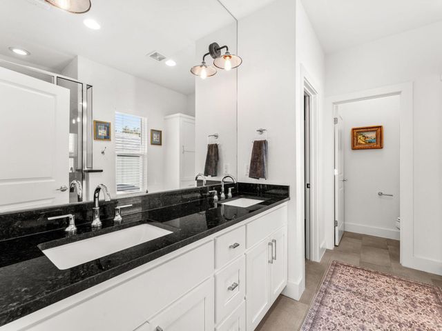 3711 Garden Villa LN A, Austin, TX 78704