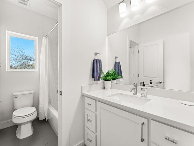 3711 Garden Villa LN A, Austin, TX 78704