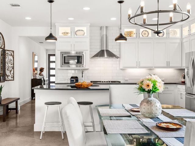 3711 Garden Villa LN A, Austin, TX 78704