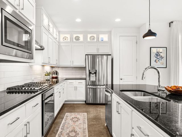 3711 Garden Villa LN A, Austin, TX 78704