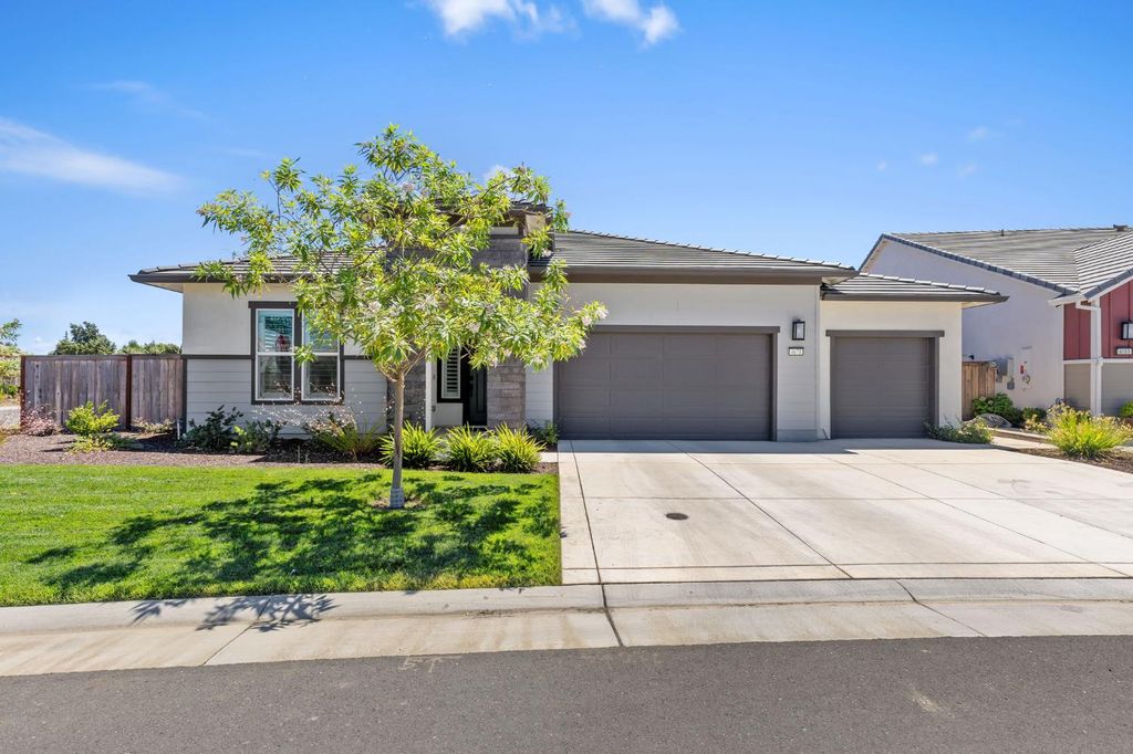 4671 Freesia Cir, Roseville, CA 95747