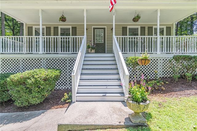 5747 Starboard Court, Buford, GA 30518