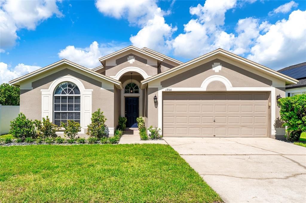 1700 LEYBOURNE LOOP LOOP, Wesley Chapel, FL 33543