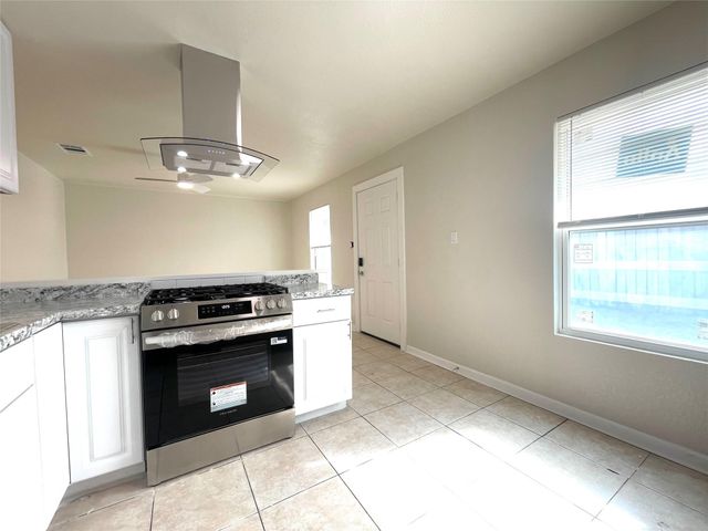 6510 Hickman Ave 102, Austin, TX 78723