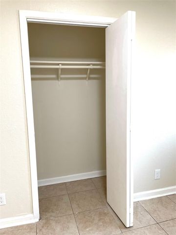 6510 Hickman Ave 102, Austin, TX 78723