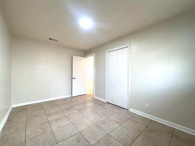 6510 Hickman Ave 102, Austin, TX 78723