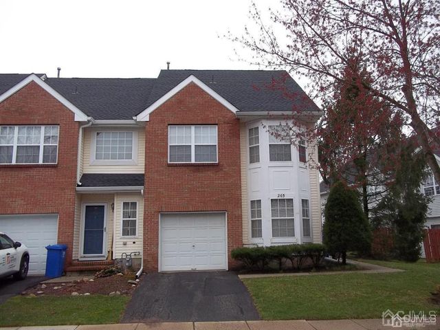 265 Shady Oak Court, Piscataway, NJ 08854