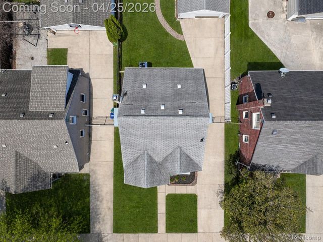 1660 Goddard Road, Lincoln Park, MI 48146