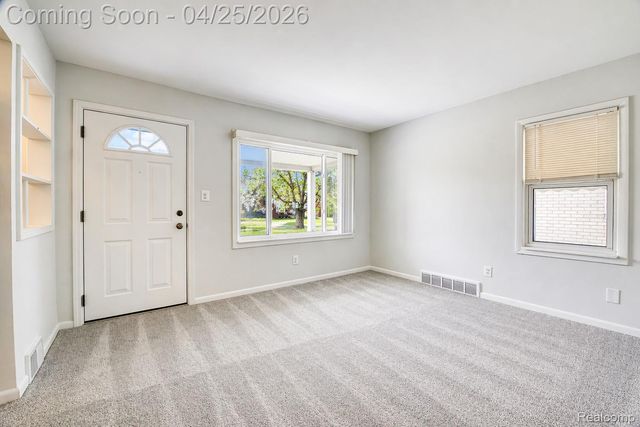 1660 Goddard Road, Lincoln Park, MI 48146