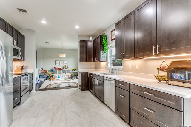 117 Wright Cove, Cibolo, TX 78108