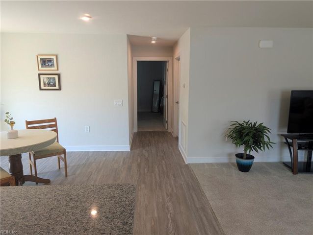 105 Rustic Run LN, Williamsburg, VA 23188
