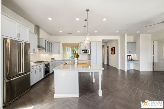 4111 Via Tramonti, Palm Desert, CA 92260