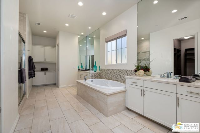 4111 Via Tramonti, Palm Desert, CA 92260